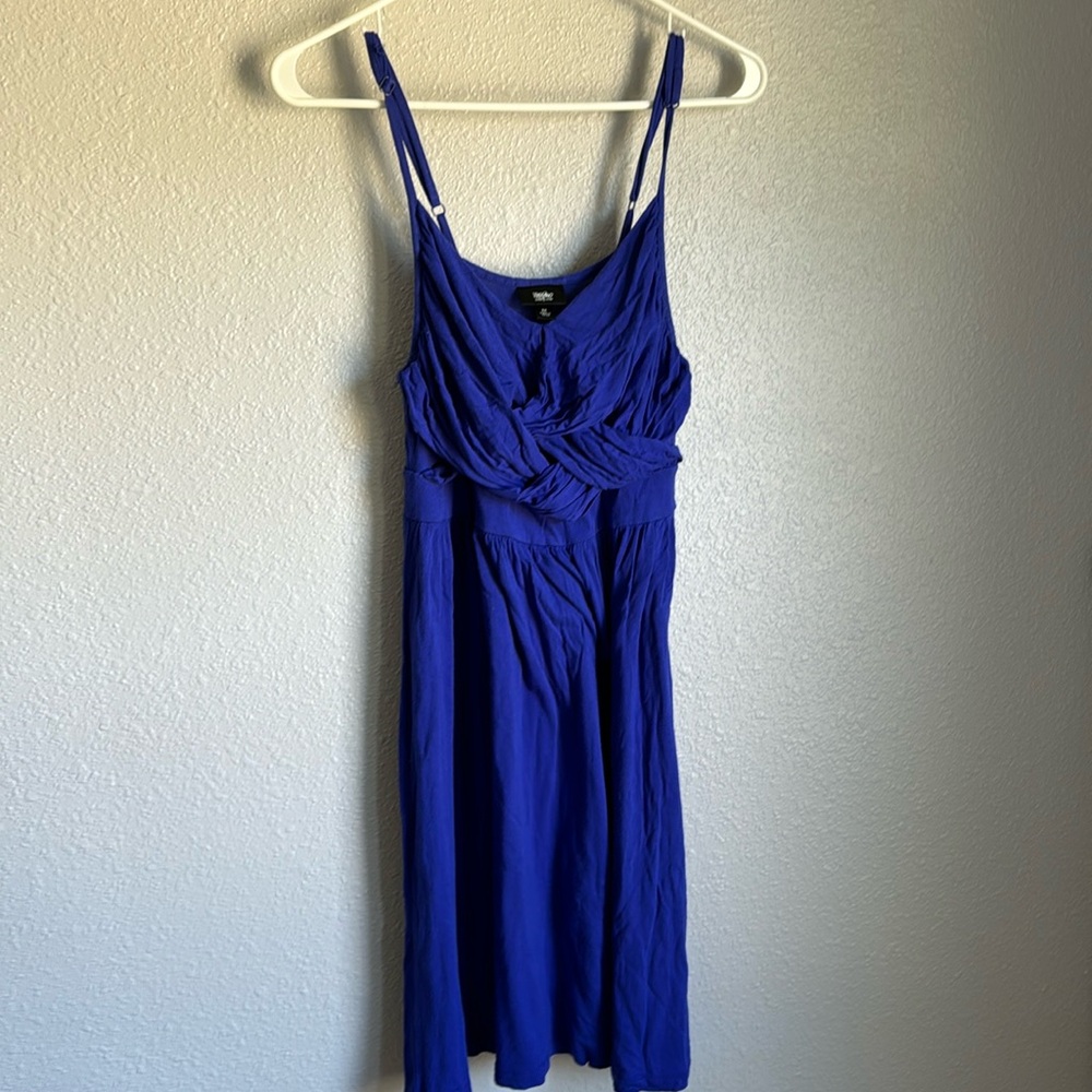 Blue cotton summer dress. Midi length. Size M.